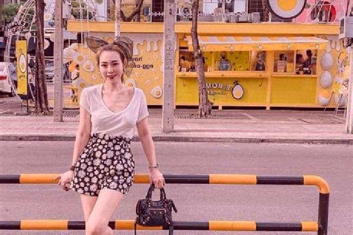 5 Treasures Jackpot Festival slot game
