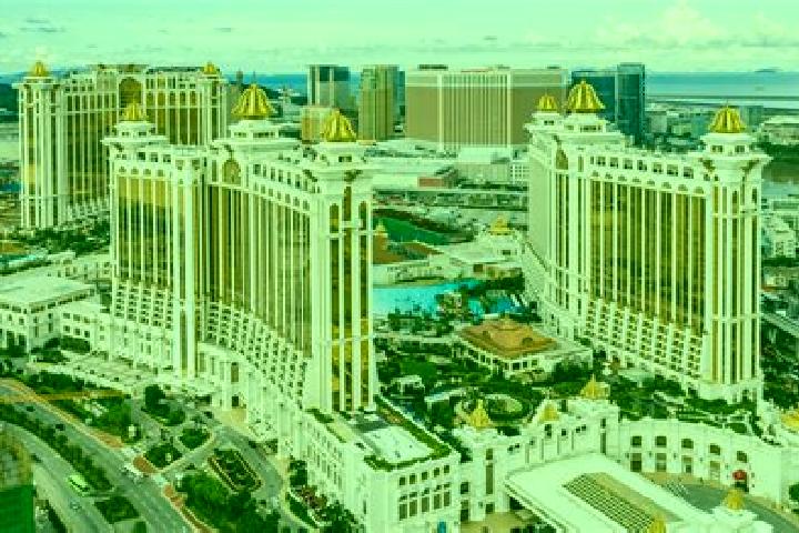 Book Of Wolves (Spinomenal) online slot