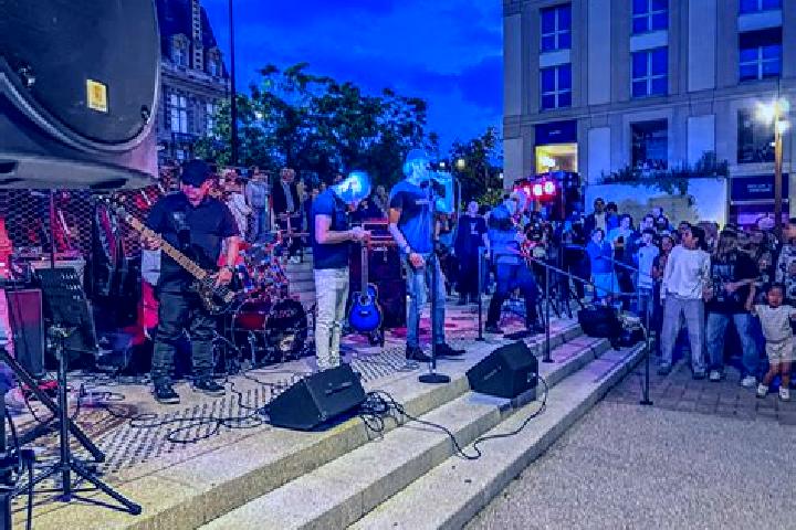 Fortune Lions (Triple Profits Games) slot game
