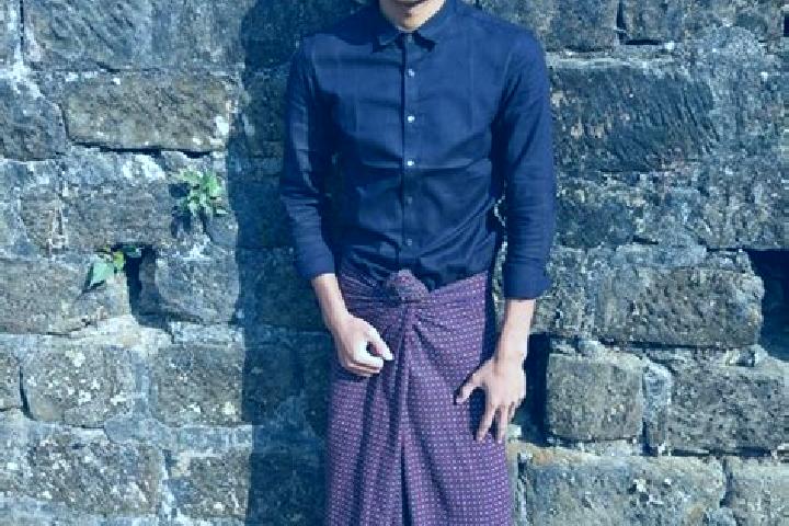 Golden Crown Booster slot machine