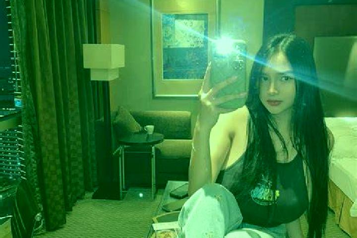 Santa Sphere: Hold the Spin slot machine